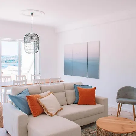 Just Like - Near The River Apartment *